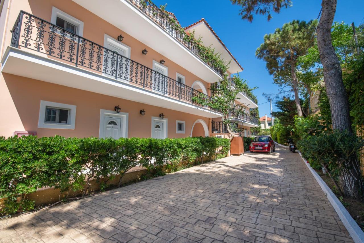 Aparthotel Achillion &